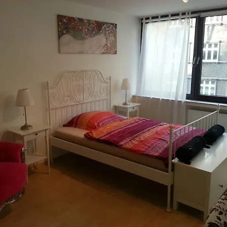 Apartment Uni Lofts Düsseldorf